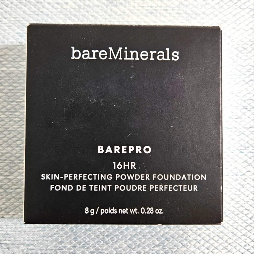 bareMinerals NIB BAREPRO Skin Perfecting 16HR Powder Foundation Light 20 Neutral